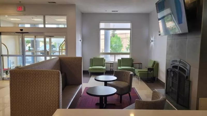 Holiday Inn Express Hotel & Suites Edmonton South, An Ihg