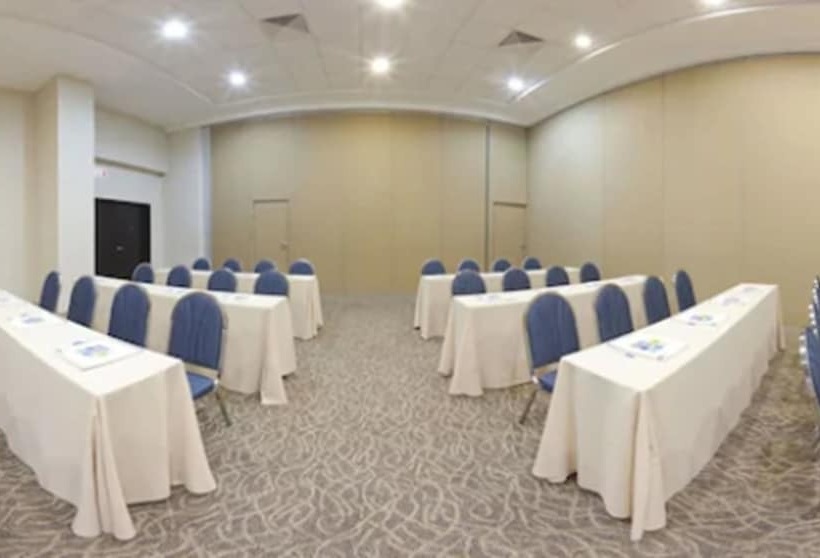 호텔 Holiday Inn Express Ciudad Del Carmen, An Ihg