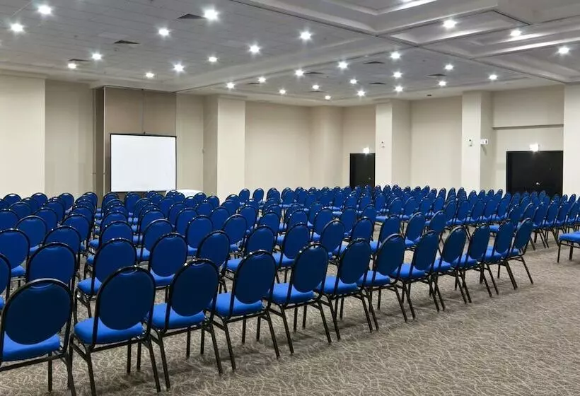 ホテル Holiday Inn Express Ciudad Del Carmen, An Ihg