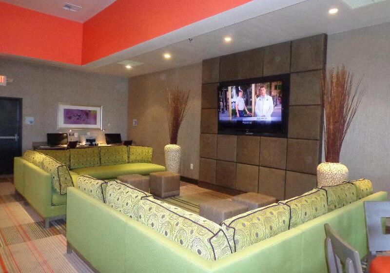 酒店 Holiday Inn Express Frisco Legacy Park Area By Ihg
