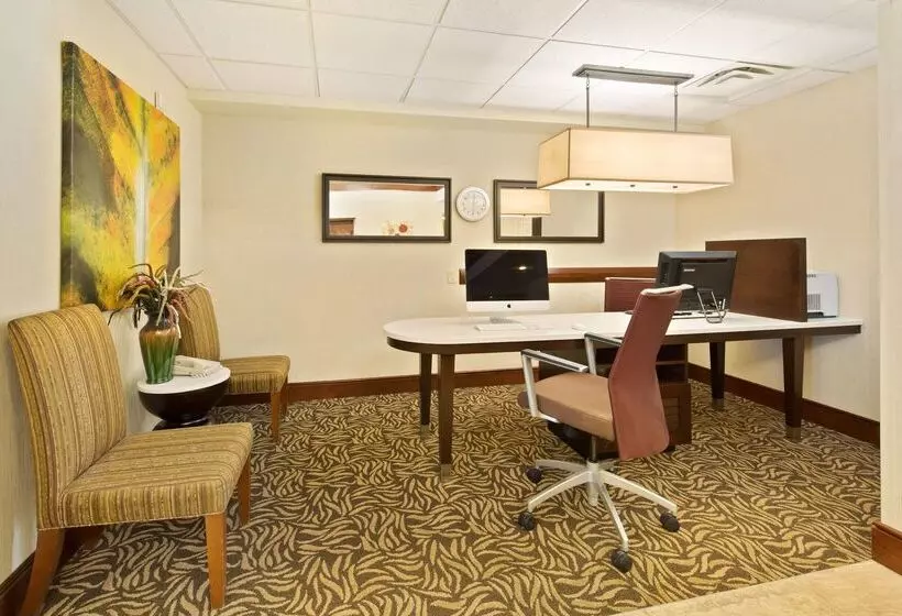 Отель Homewood Suites By Hilton Denver West Lakewood