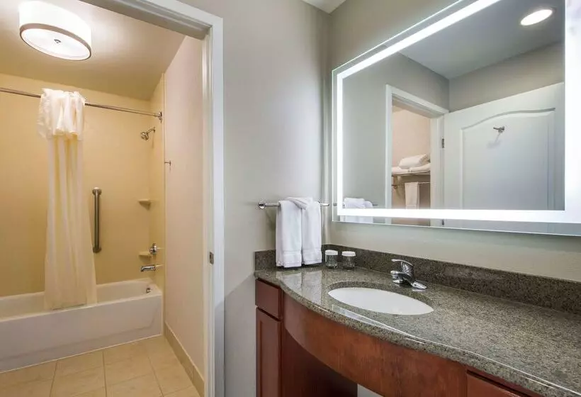 Отель Homewood Suites By Hilton Denver West Lakewood