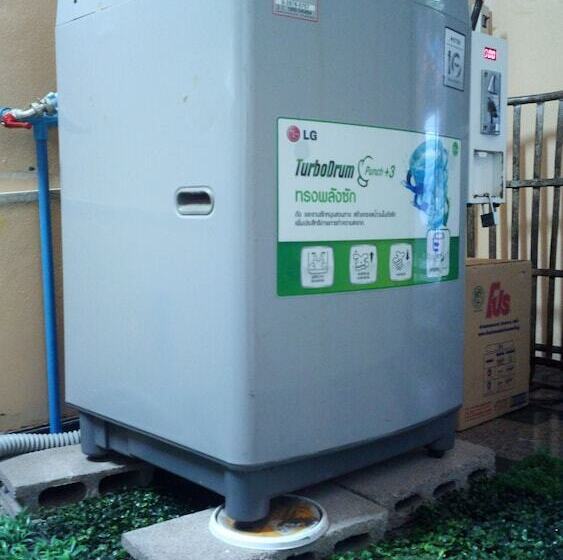 בית מלון כפרי Huahin Euro City