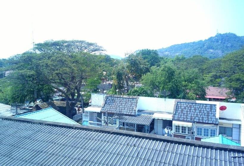 בית מלון כפרי Huahin Euro City