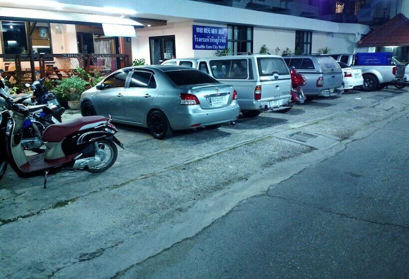 בית מלון כפרי Huahin Euro City