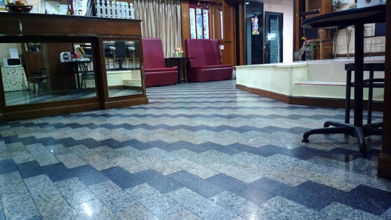 בית מלון כפרי Huahin Euro City