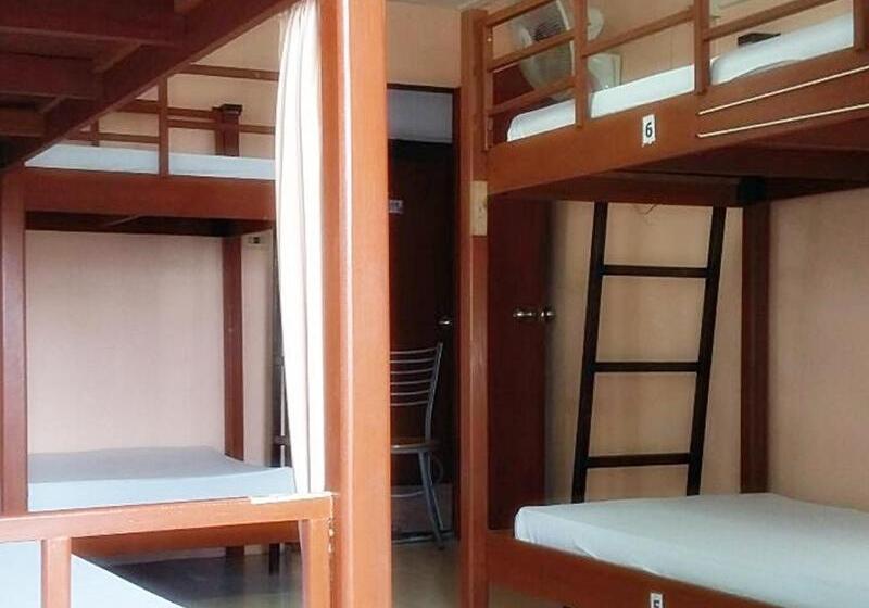 בית מלון כפרי Huahin Euro City