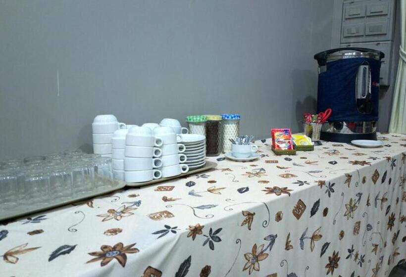 בית מלון כפרי Huahin Euro City