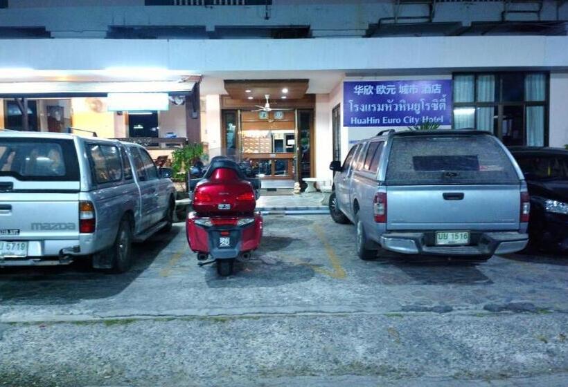 בית מלון כפרי Huahin Euro City