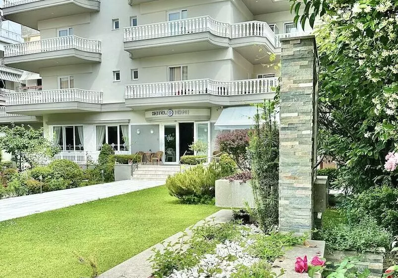 Hotel Ioni