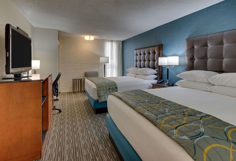 هتل Pear Tree Inn St Louis Airport