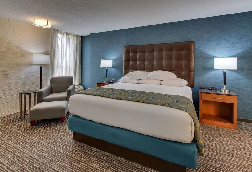 هتل Pear Tree Inn St Louis Airport