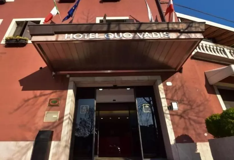 فندق Quo Vadis
