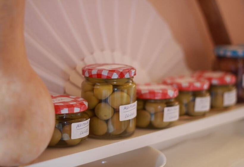 田舎風ホテル Petit Hotel Algaida