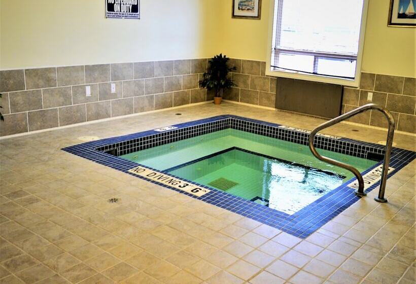 Отель Sigma Inn & Suites Hudson's Hope