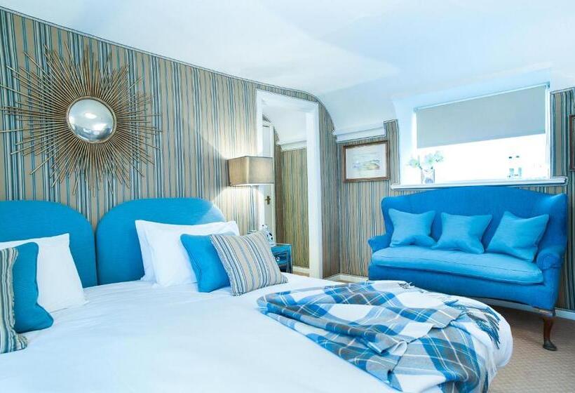 ホテル The Acorn Inn