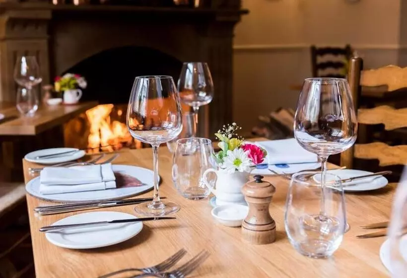 Отель The Acorn Inn