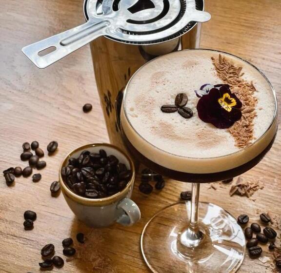 ホテル The Acorn Inn