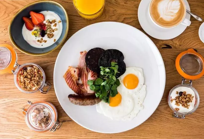 Отель The Acorn Inn