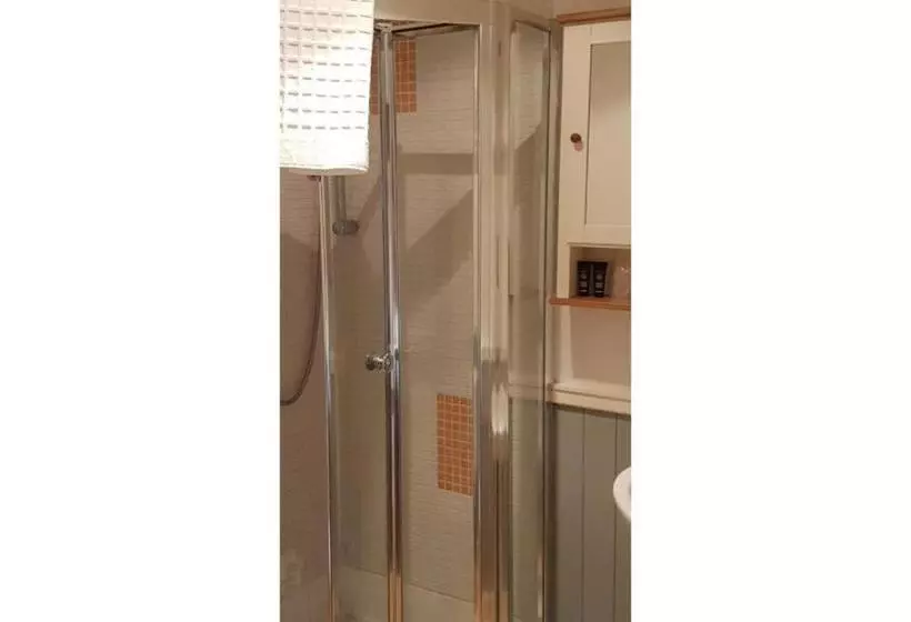 ホテル The Bug And Spider