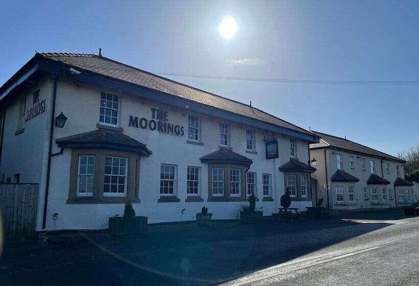 Отель The Moorings