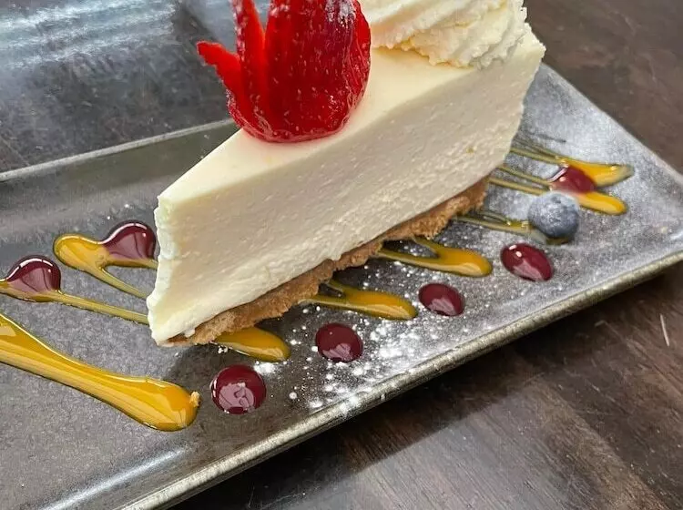 Отель The Moorings