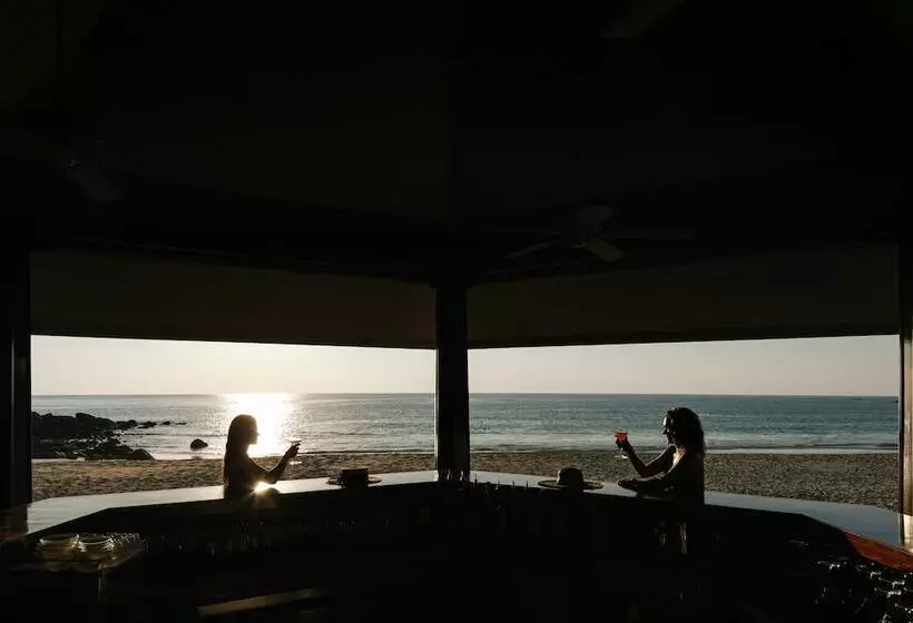 酒店 The Surin Phuket