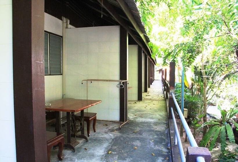 استراحتگاه Saikaew Villa