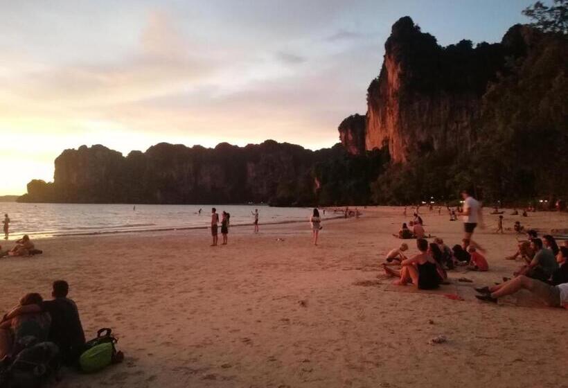 ホテル Mom Boutique Railay