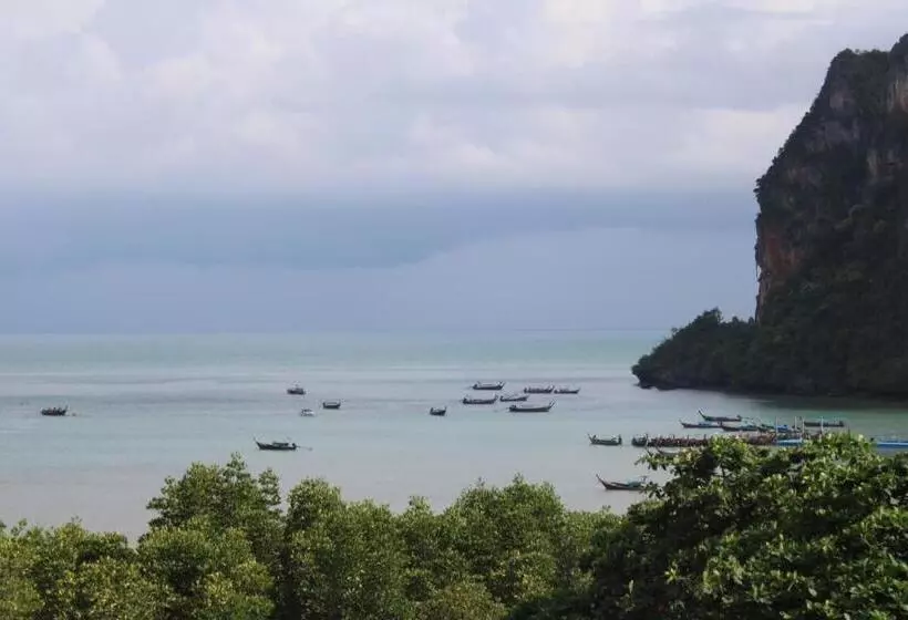 ホテル Mom Boutique Railay