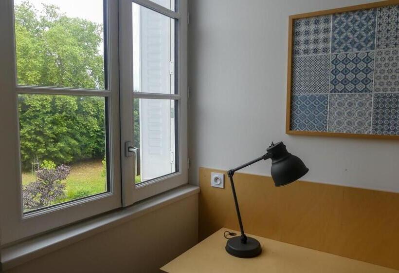 ホテル Saint Louis Beaulieu   Bordeaux