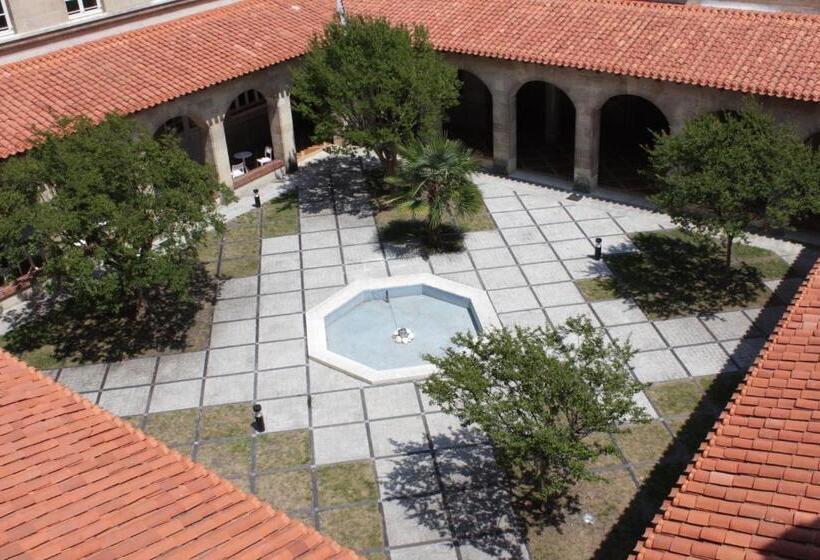 ホテル Saint Louis Beaulieu   Bordeaux