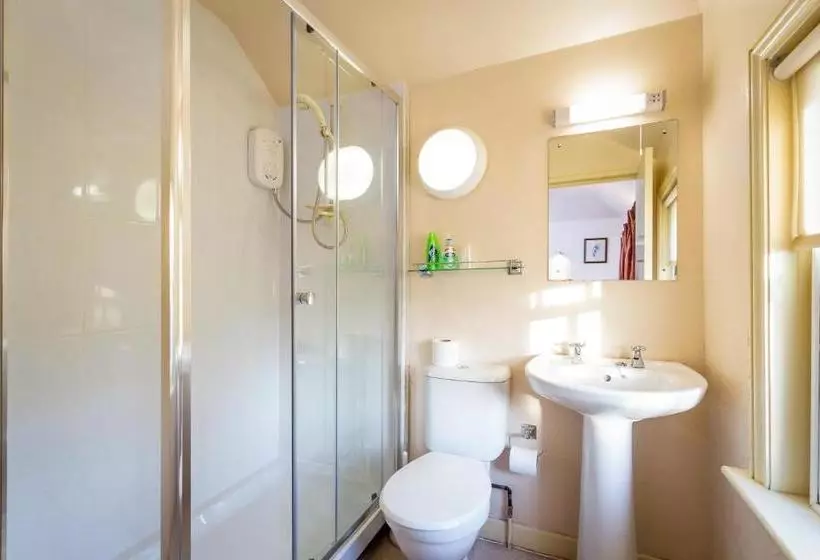 住宿加早餐  The Abbey