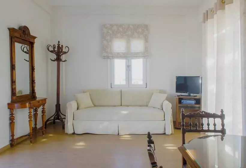 Emilia Luxury Apartments