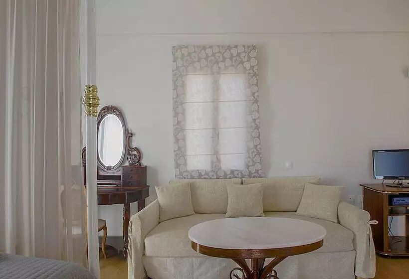 Emilia Luxury Apartments