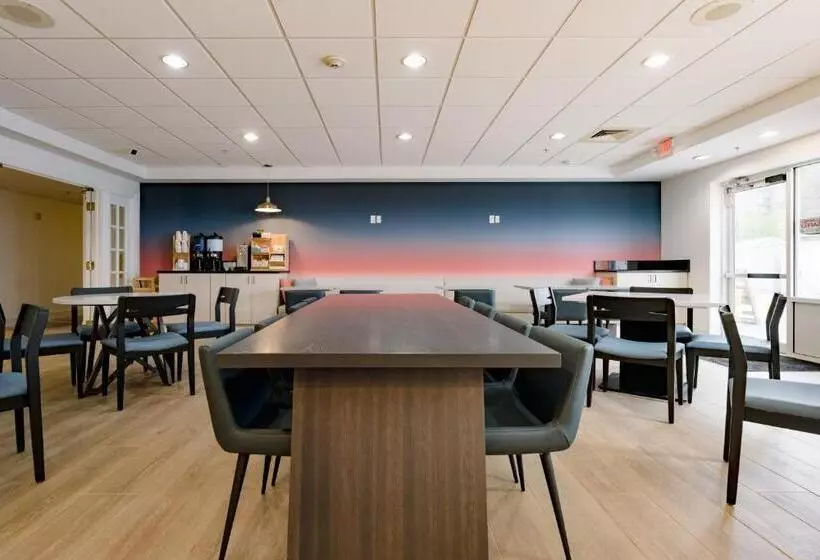 هتل Bethany Beach