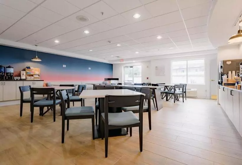 هتل Bethany Beach