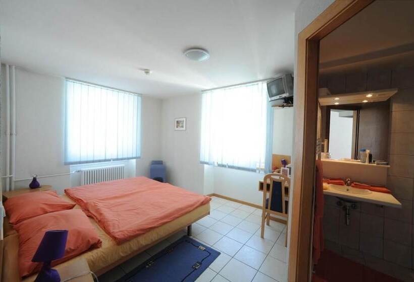 בית מלון כפרי Hôtel Chez Gilles