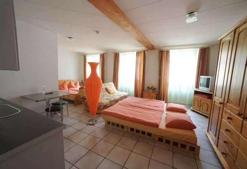 فندق Hôtel Chez Gilles