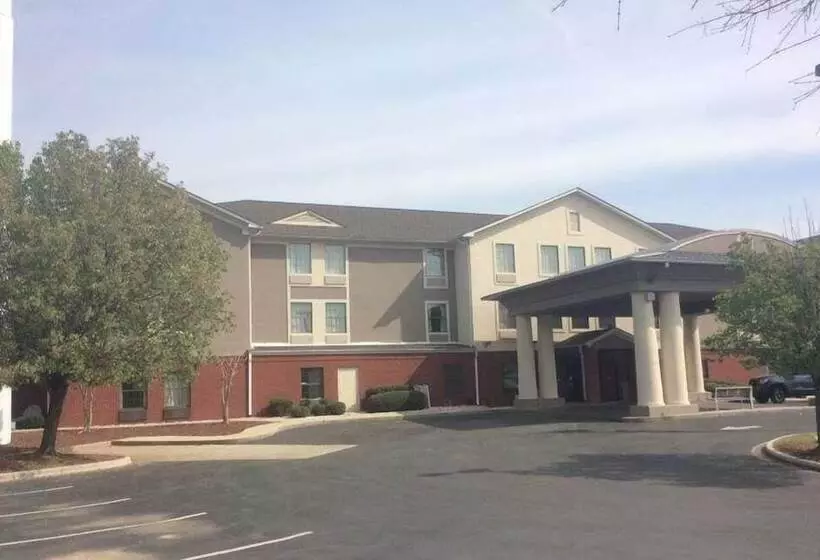 هتل Comfort Inn & Suites Fultondale Gardendale I65