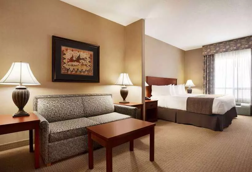 Hotel Days Inn & Suites By Wyndham Strathmore