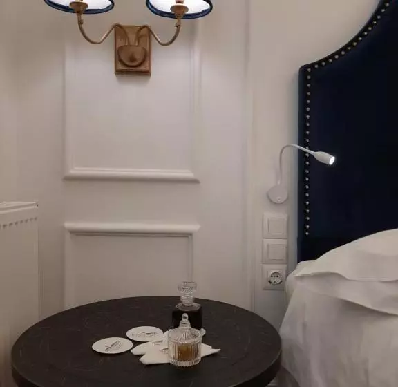 Отель Esperia Boutique