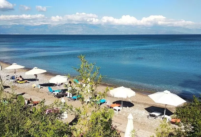 Grekis Beach Hotel And Apartments