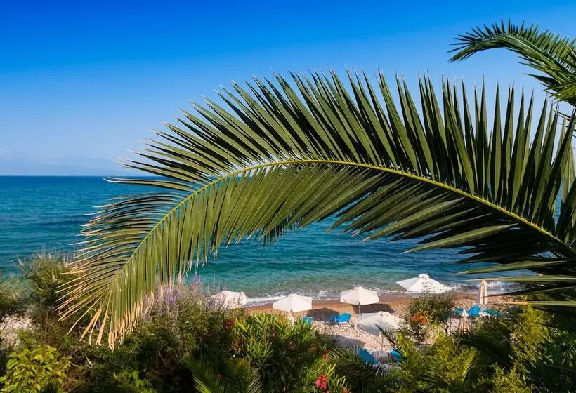 Grekis Beach Hotel And Apartments