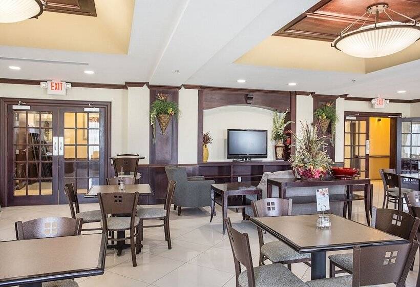 Holiday Inn Express Hotel & Suites Byram, An Ihg