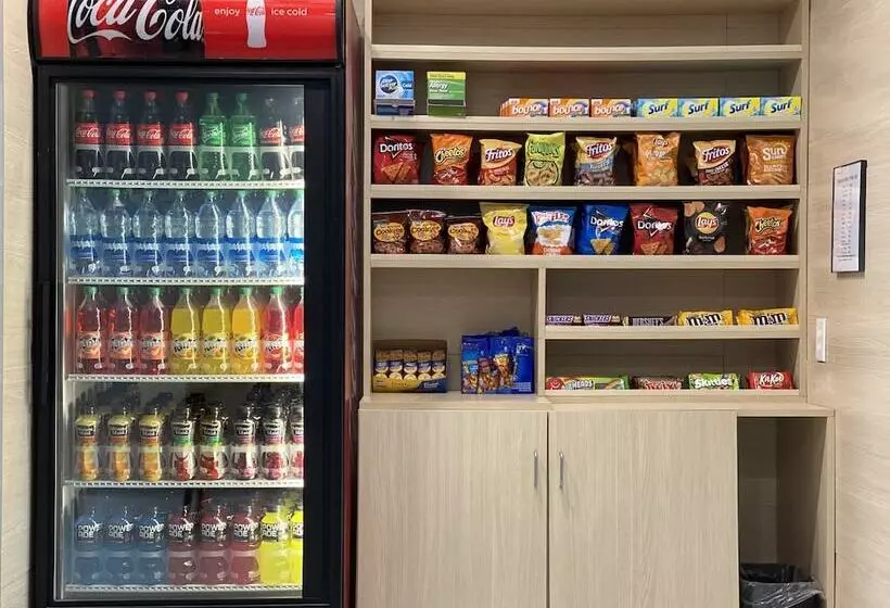 Holiday Inn Express Hotel & Suites Byram, An Ihg