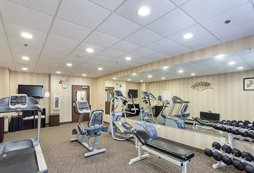 Holiday Inn Express Hotel & Suites Byram, An Ihg