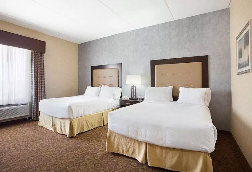 Holiday Inn Express Hotel & Suites Byram, An Ihg