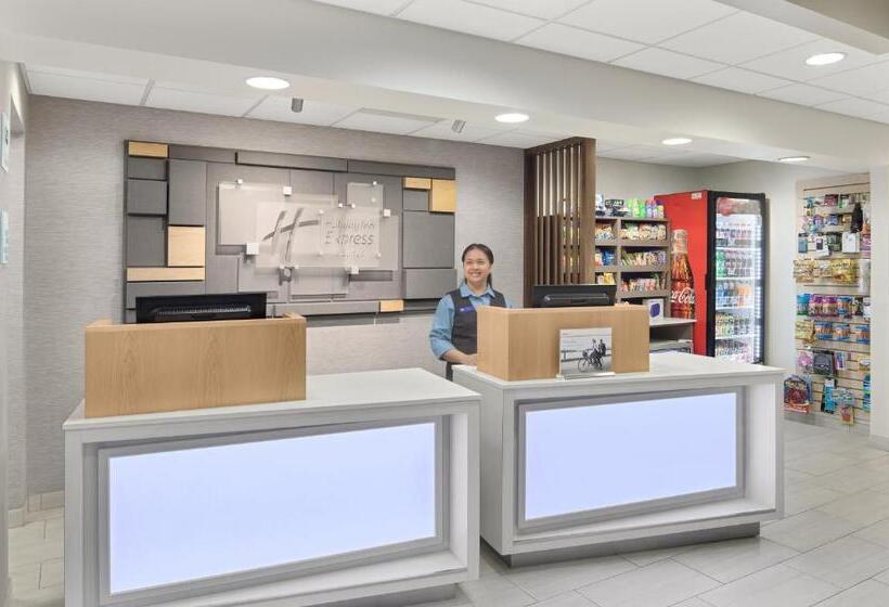 Holiday Inn Express Hotel & Suites Byron, An Ihg