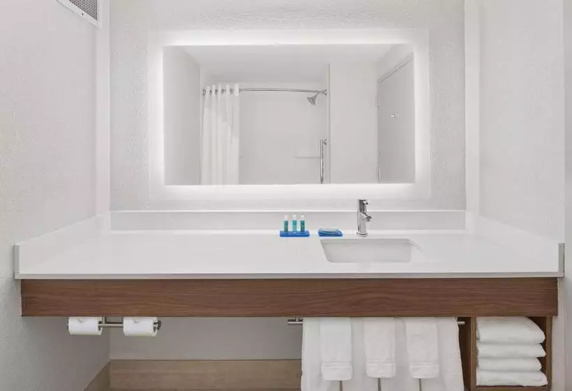 Holiday Inn Express Hotel & Suites Byron, An Ihg